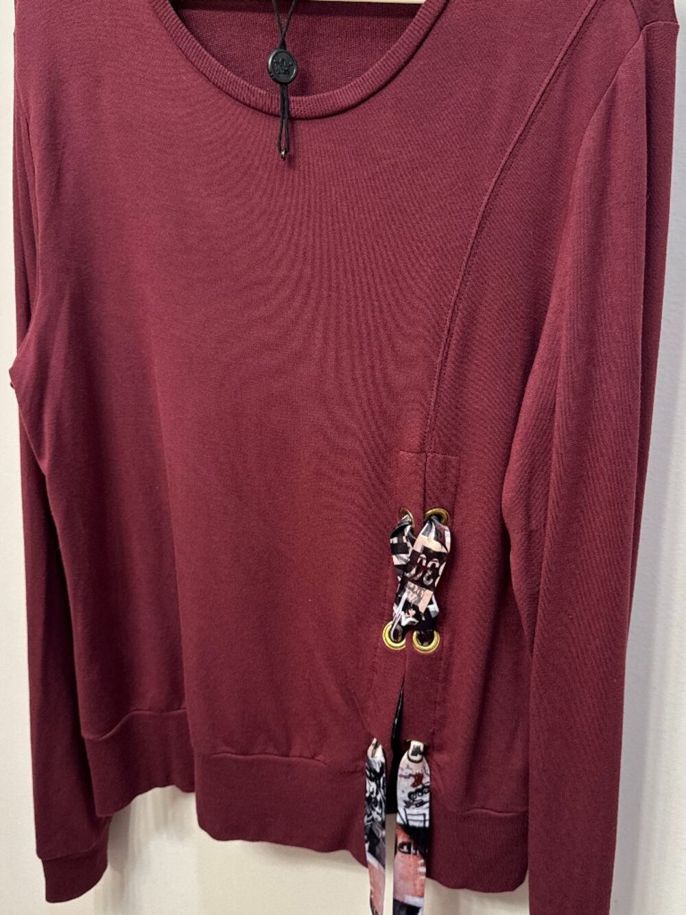 True Religion Womens Tie Side Blouse XL Burgundy Crewneck Y2K Streetwear